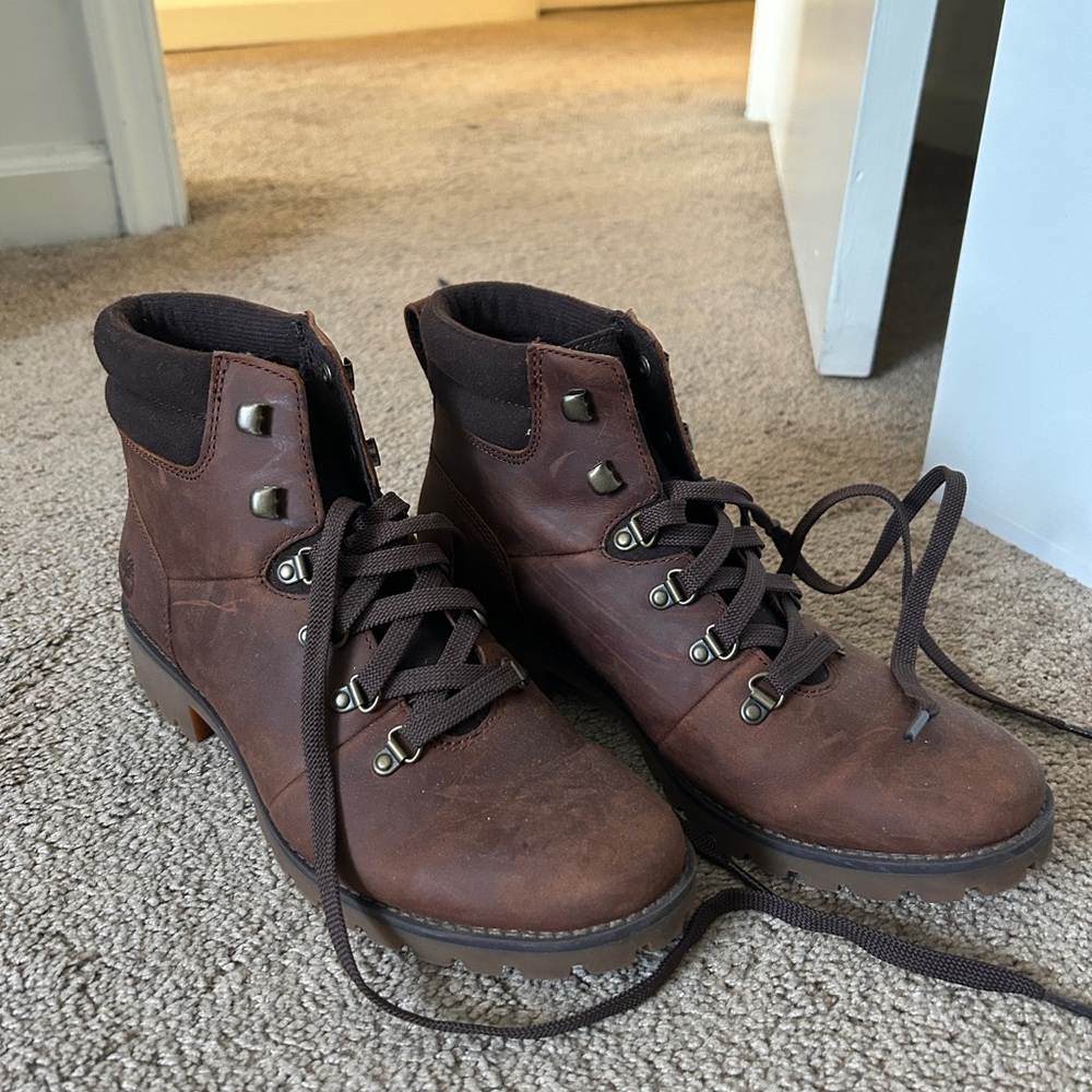Timberland Women’s Brown Leather Boots